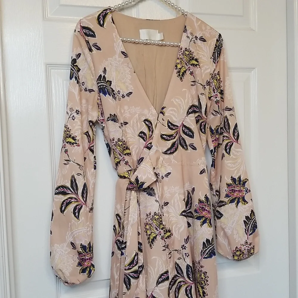 The Jetset Diaries Floral Long Sleeve Maxi Dress Tan Black Below Knee Size Small - Picture 3 of 14